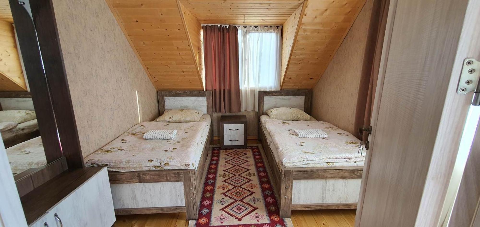 Betegi Guest House Mestia Exteriör bild